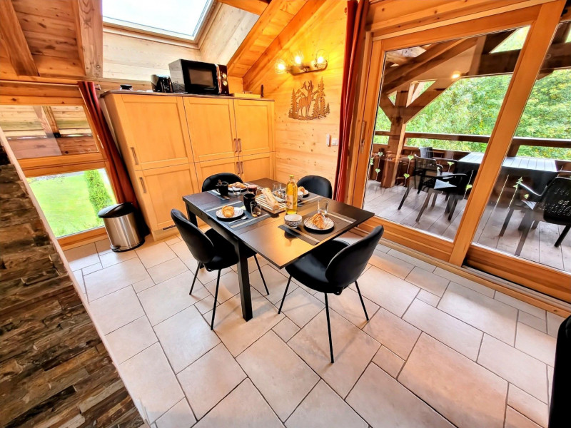 _lv_images__lot_0000000283_02_18142904