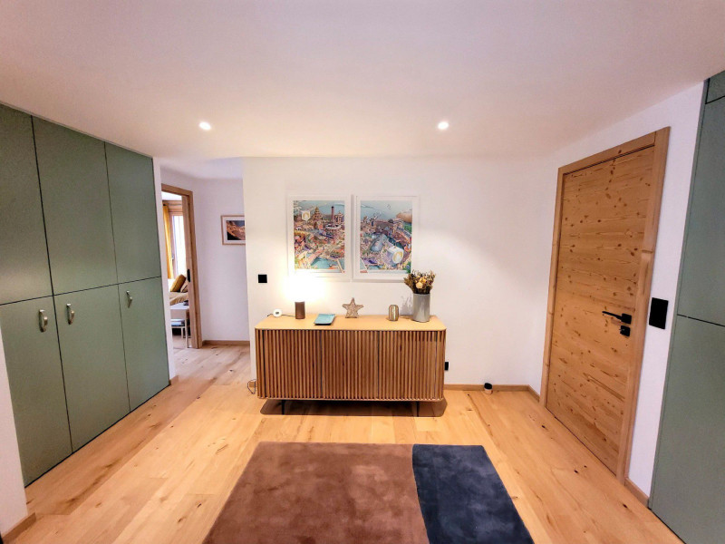 _lv_images__lot_0000000289_05_18802749 _lv_images__lot_0000000289_05_18802749