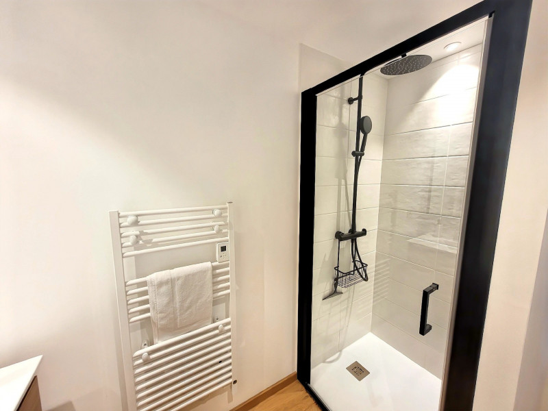 _lv_images__lot_0000000291_06_18378587 _lv_images__lot_0000000291_06_18378587