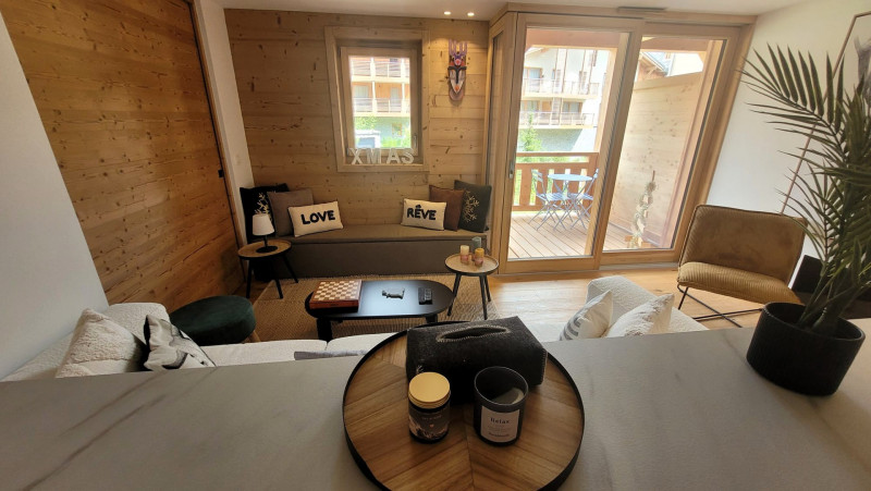 _lv_images__lot_0000000291_09_17974537