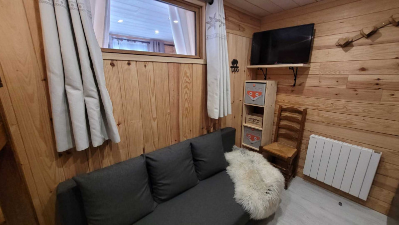 _lv_images__lot_0000000294_08_19149919 _lv_images__lot_0000000294_08_19149919