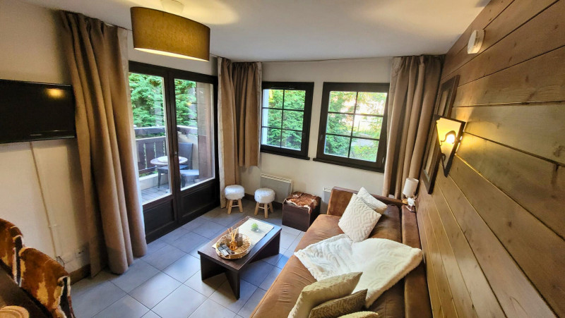 _lv_images__lot_0000000297_01_19359517