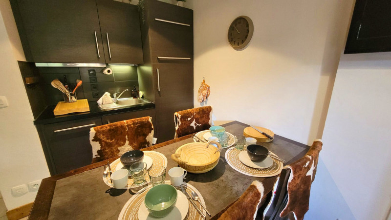 _lv_images__lot_0000000297_04_17693941 _lv_images__lot_0000000297_04_17693941