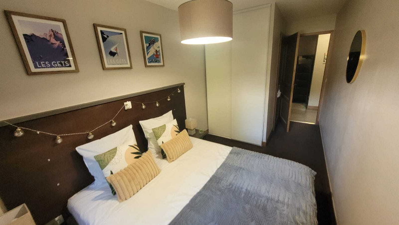 _lv_images__lot_0000000297_13_17684942 _lv_images__lot_0000000297_13_17684942