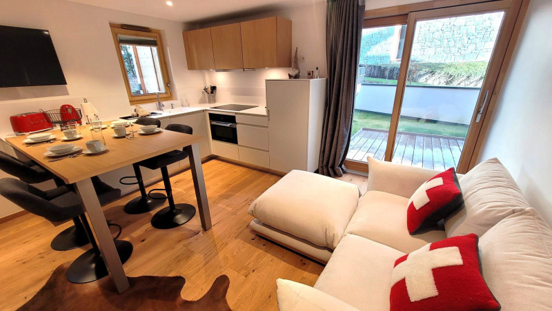 _lv_images__lot_0000000298_01_18086622 _lv_images__lot_0000000298_01_18086622