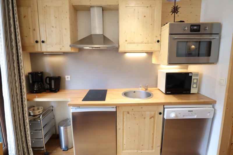 _lv_images__lot_0000010154_02_17878531 _lv_images__lot_0000010154_02_17878531