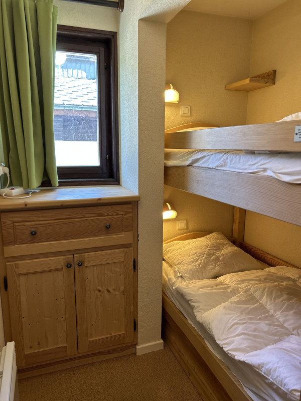 _lv_images__lot_0000080310_06_19371039