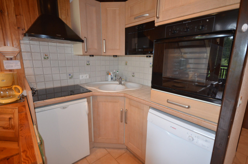 _lv_images__lot_0000150206_02_18136824 _lv_images__lot_0000150206_02_18136824