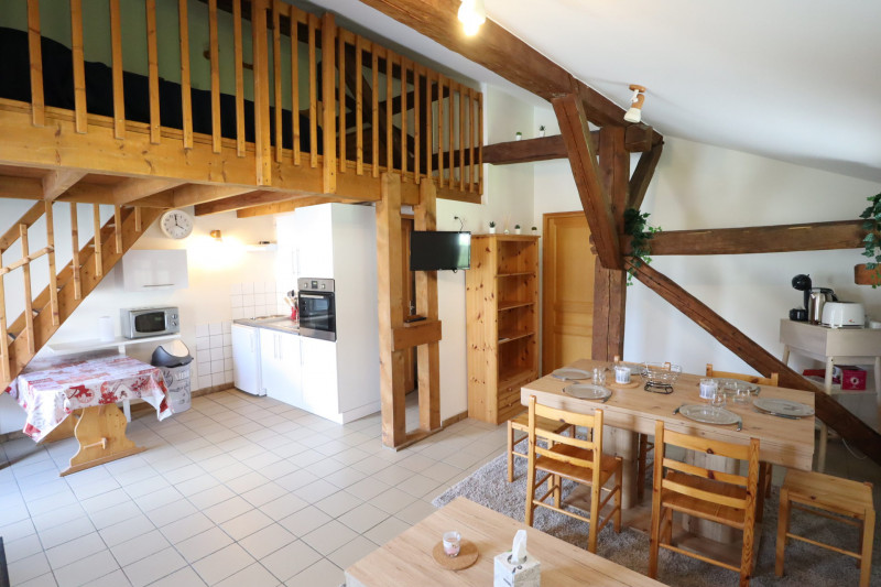 _lv_images__lot_0000150253_01_18795648