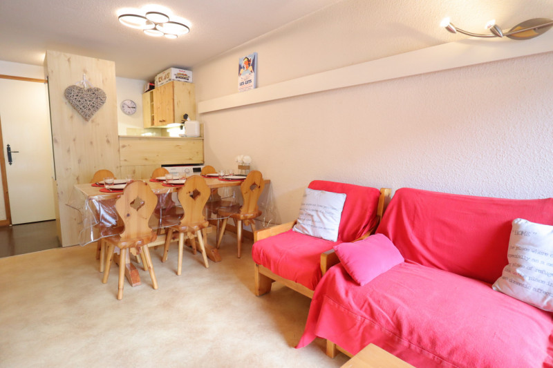 _lv_images__lot_0000410360_11_19371322