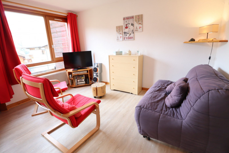 _lv_images__lot_0000420143_01_19219747 _lv_images__lot_0000420143_01_19219747