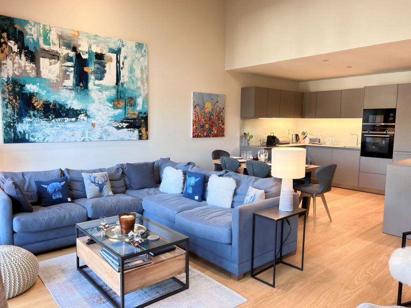 _lv_images__lot_0000450345_01_18069323 _lv_images__lot_0000450345_01_18069323