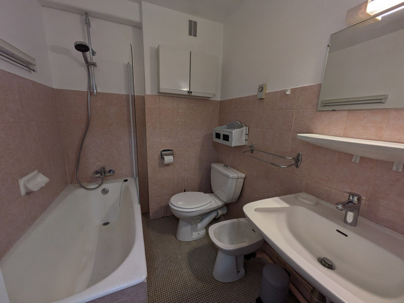 _lv_images__lot_0000460132_08_19370786