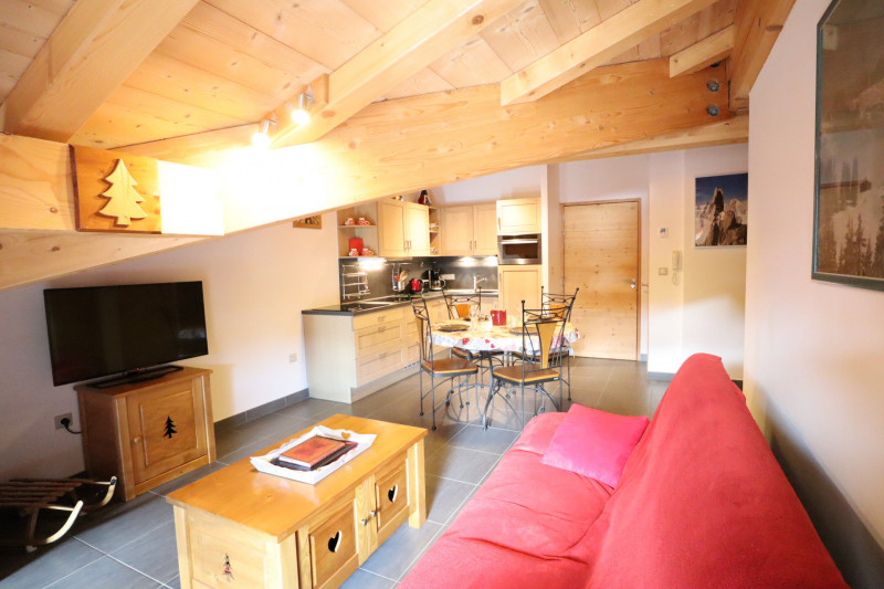 _lv_images__lot_0000510275_01_17731905