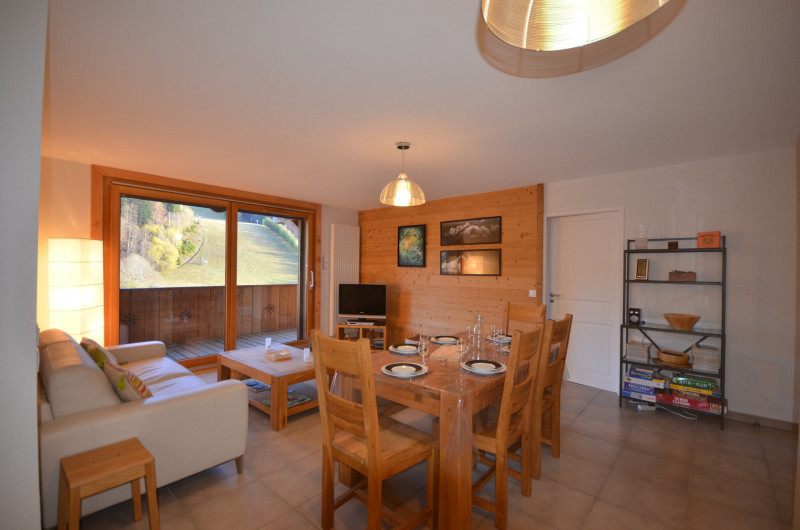 _lv_images__lot_0000520363_02_18429580