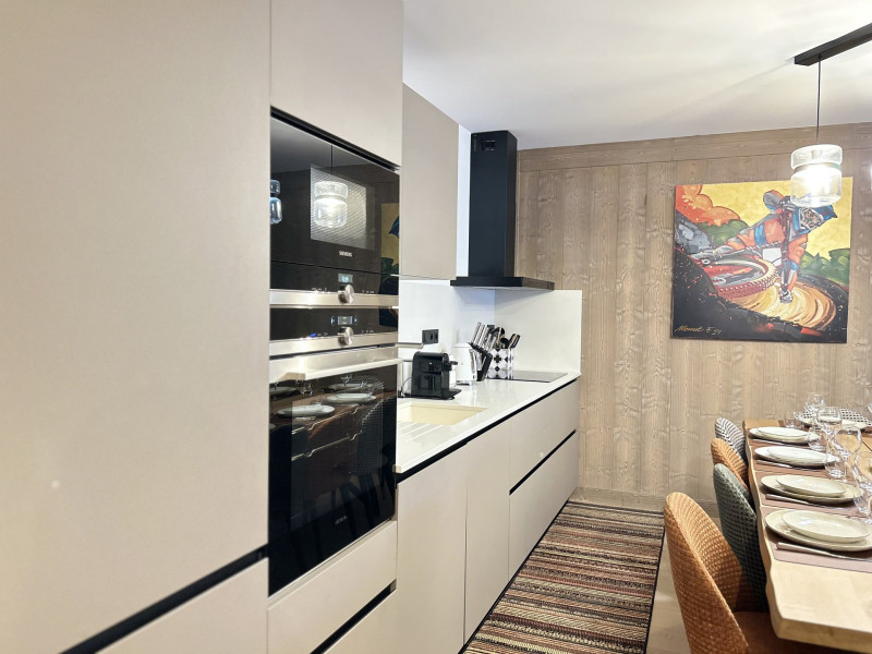 _lv_images__lot_0000520412_15_18154326