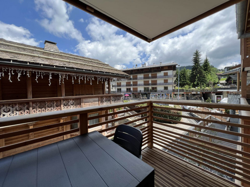 _lv_images__lot_0000530297_08_19616665