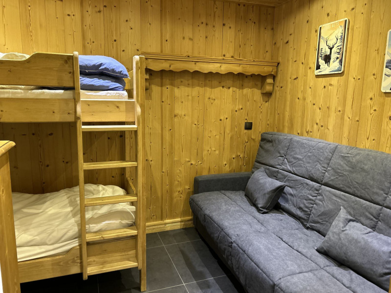 _lv_images__lot_0000650403_11_18929460