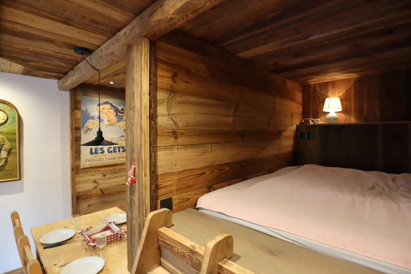 _lv_images__lot_0000700202_05_17694607 _lv_images__lot_0000700202_05_17694607