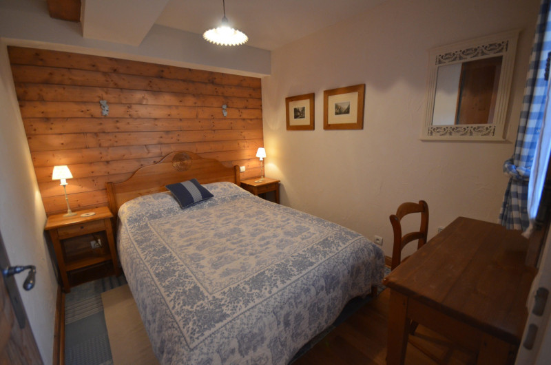 _lv_images__lot_0000900417_07_18382216