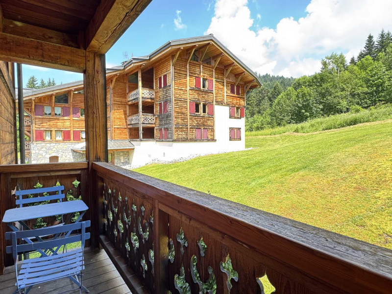 _lv_images__lot_0003300413_12_19296224