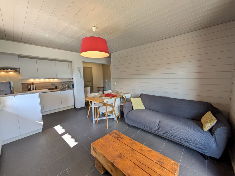 _lv_images__lot_0003850358_01_17677851 _lv_images__lot_0003850358_01_17677851