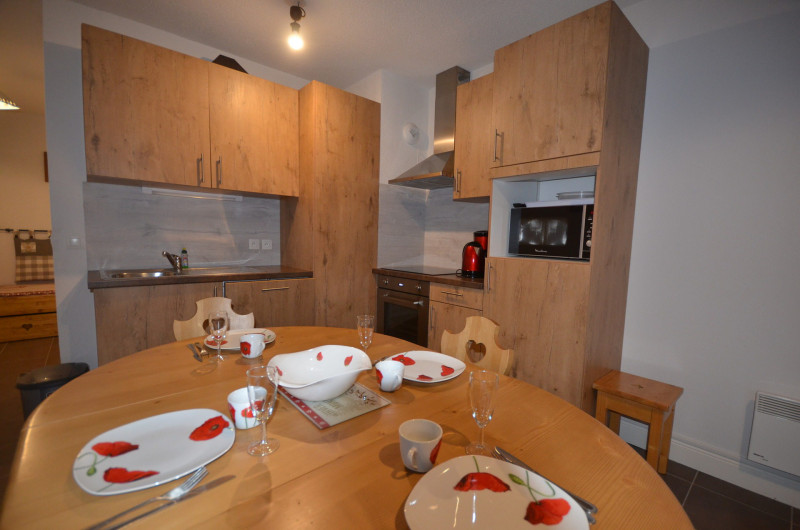 _lv_images__lot_0004000107_09_18372469