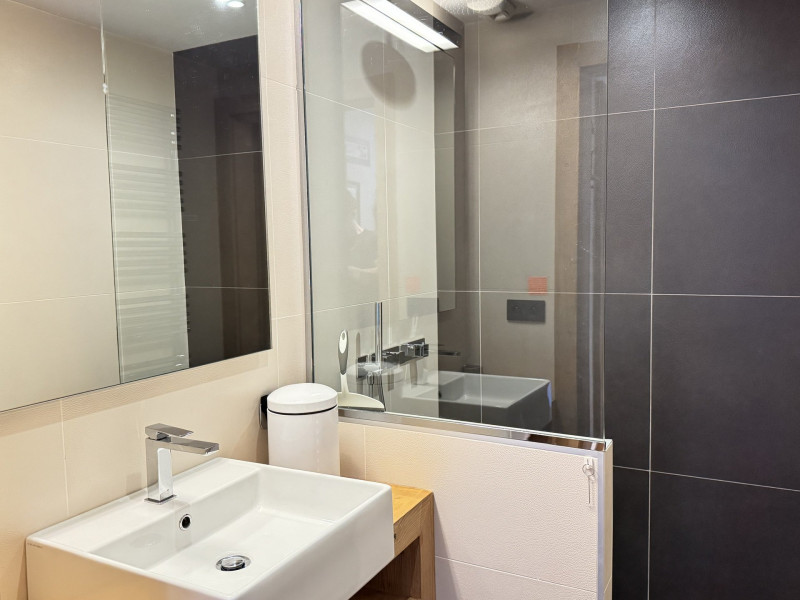 _lv_images__lot_0004000321_08_18060330 _lv_images__lot_0004000321_08_18060330