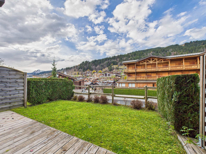 _lv_images__lot_0004140369_12_19305910