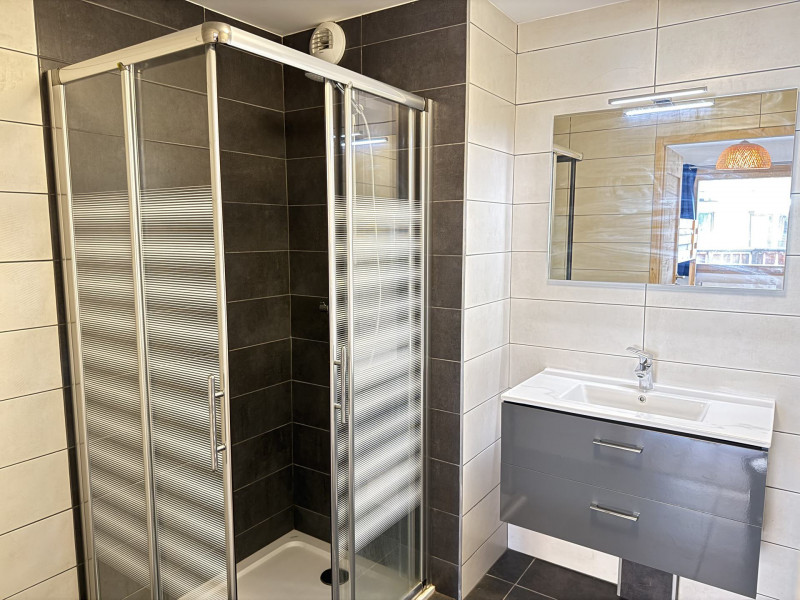 _lv_images__lot_0004230371_13_18372840 _lv_images__lot_0004230371_13_18372840