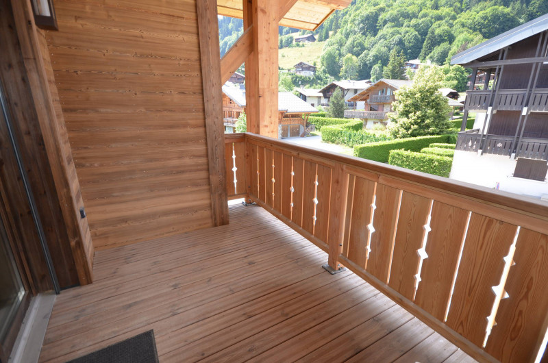 _lv_images__lot_0004230374_11_19371706