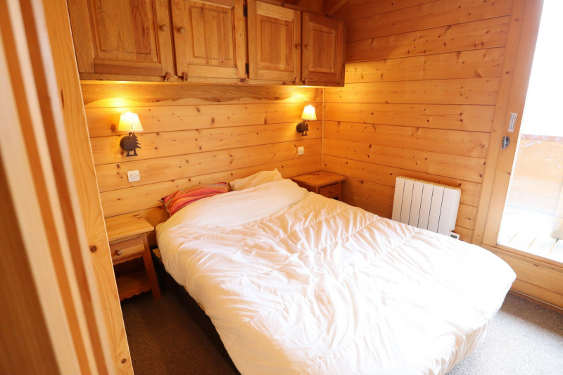 _lv_images__lot_0004250054_06_18060552 _lv_images__lot_0004250054_06_18060552