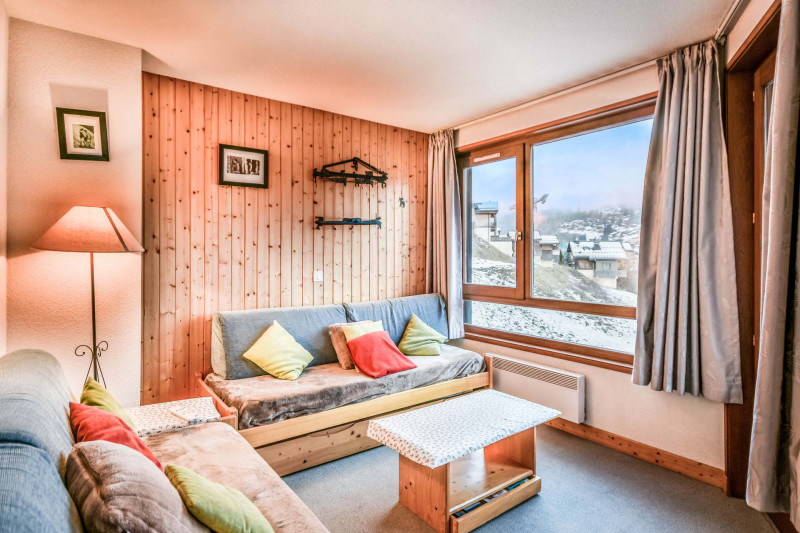 _lv_images__lot_0020182230_01_18791637