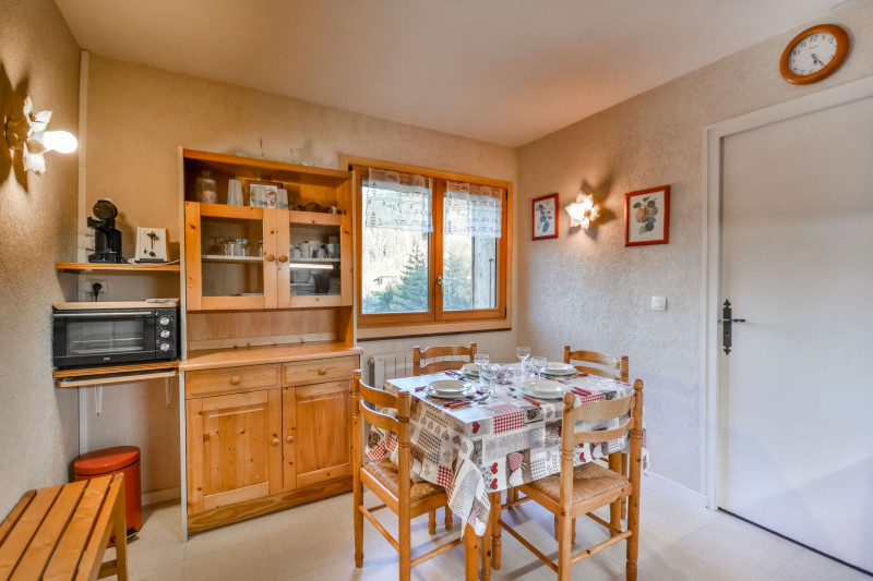_lv_images__lot_0020302135_01_20434163 _lv_images__lot_0020302135_01_20434163