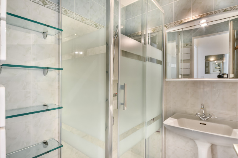 _lv_images__lot_0020392210_09_19118664