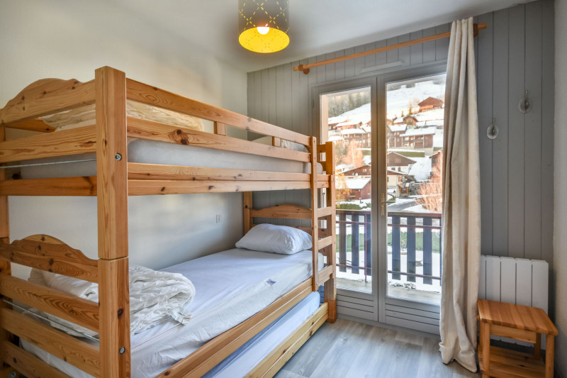 _lv_images__lot_0020392210_10_19224261