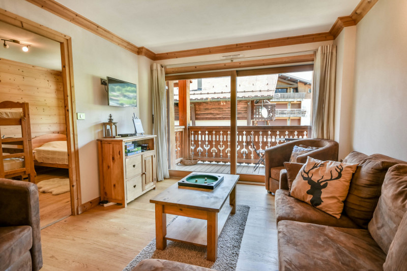 _lv_images__lot_0020392241_01_18368077