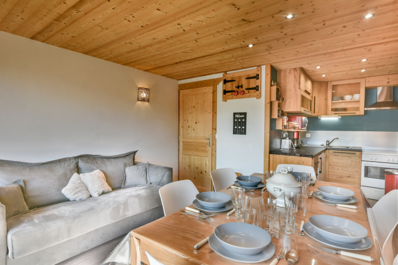 _lv_images__lot_0020392286_02_19128093