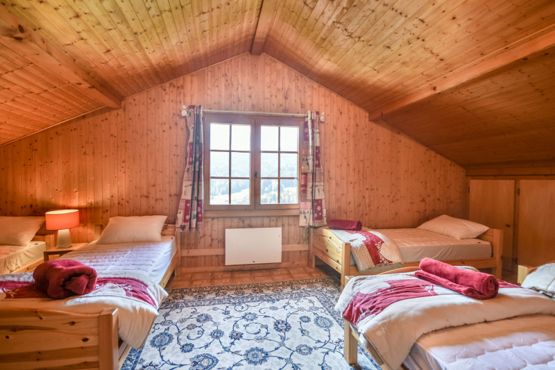 _lv_images__lot_0020392303_11_19119039