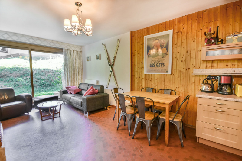 _lv_images__lot_0020392307_04_18048341 _lv_images__lot_0020392307_04_18048341