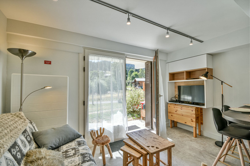 _lv_images__lot_0020392318_02_17682661 _lv_images__lot_0020392318_02_17682661