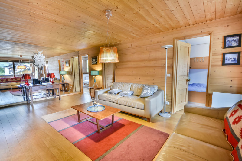 _lv_images__lot_0020392330_08_18122260