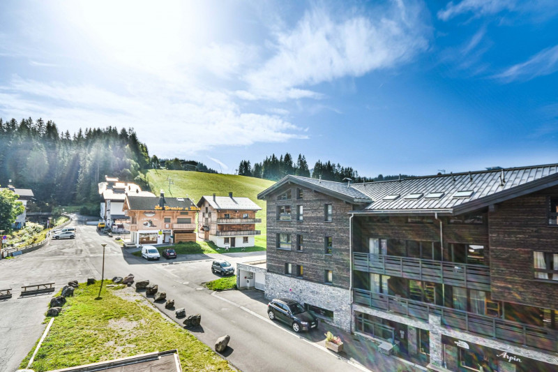 _lv_images__lot_0020392407_06_19376584