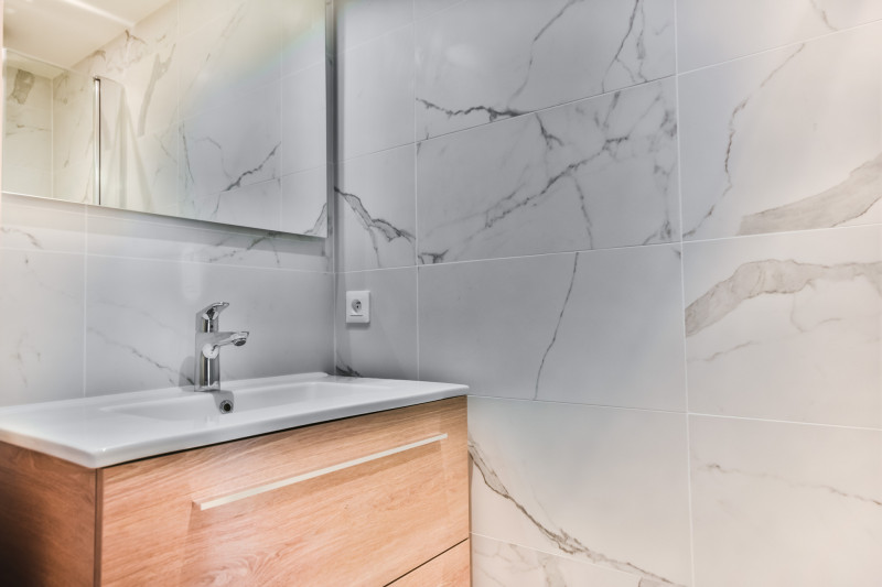 _lv_images__lot_0020392415_06_19395357