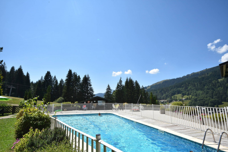 _lv_images__lot_0020392430_14_18915735