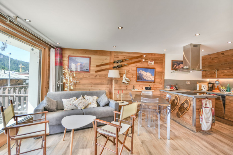 _lv_images__lot_0020392433_01_19118536