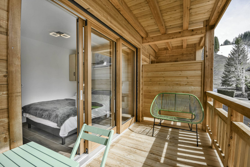 _lv_images__lot_0020392437_09_19281087