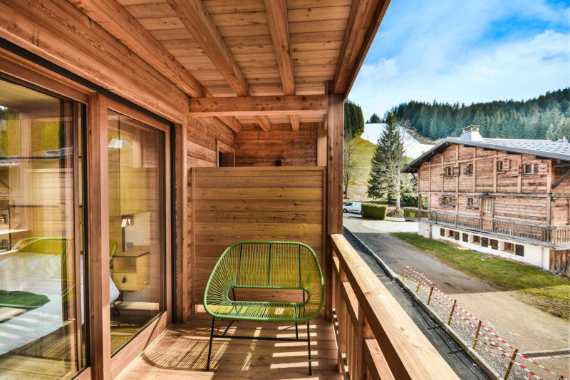 _lv_images__lot_0020392437_11_18443793