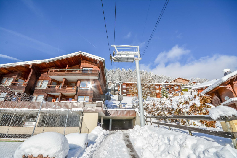 _lv_images__lot_0020392445_16_17637197 _lv_images__lot_0020392445_16_17637197