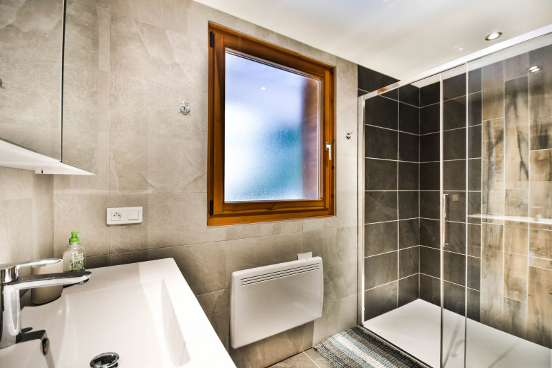 _lv_images__lot_0020392451_08_18065284 _lv_images__lot_0020392451_08_18065284